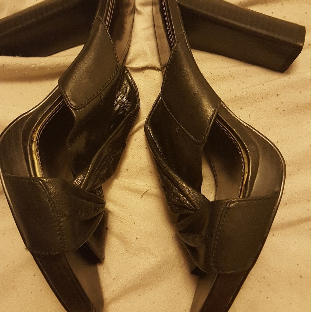 Black clog sandals
